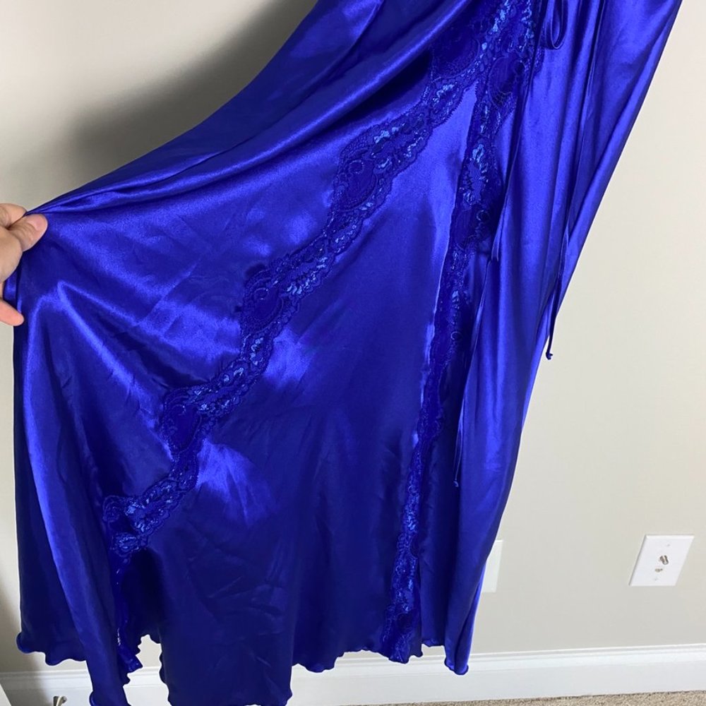 SHIRLEY LACE MAXI DRESS